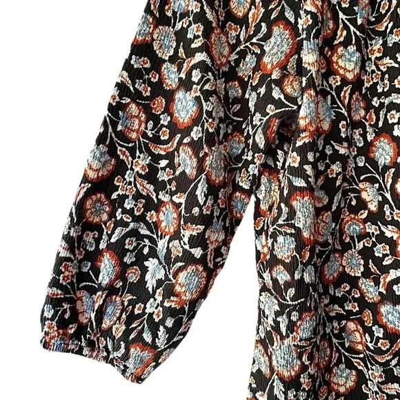 PEACE & PEARLS NWOT FLORAL BOHO PEASANT BLOUSE BUTTON FRONT | SIZE: SMALL - Picture 5 of 9